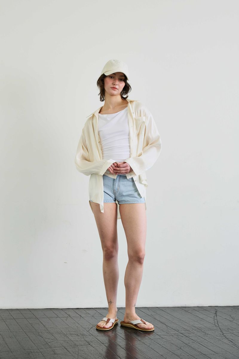 LUMINOUS OVERSIZED SHIRT / BEIGE