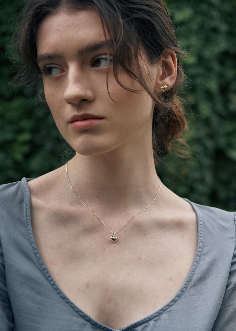 verte（ヴェフト）の「[925 silver] Un.silver.10 / フルハートネックレス (10mm)(シルバー)（アクセサリー）」