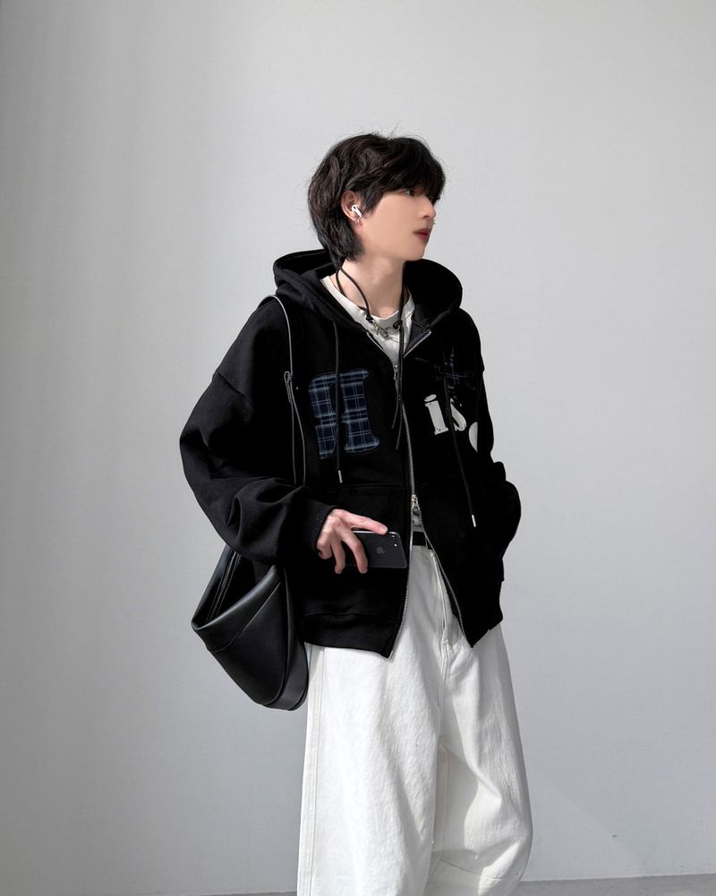 YOURNUS（ユアナス）の「Nuance Check Hood Zip-Up（Tops）」