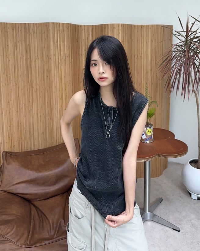 SATIIIZ(サティーズ)の「Toil Vintage Henley Neck Ribbed Sleeveless(Tops)」
