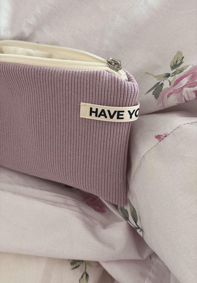 Ribbed flat pouch - pale pink , M size