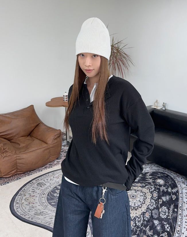 SATIIIZ（サティーズ）の「Karen Button Henley Neck Ribbed Knit（Tops）」