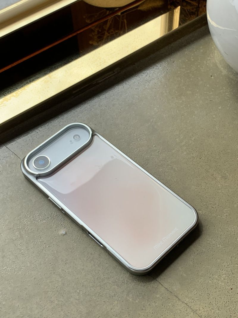 [MADE]サンセット シルバーエポキシバンパー iPhoneケース