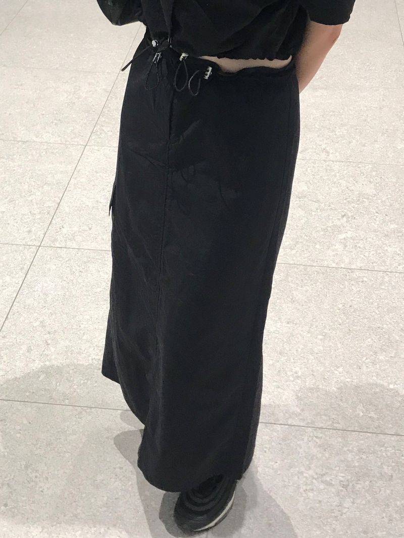 Sandy nylon set up skirt
