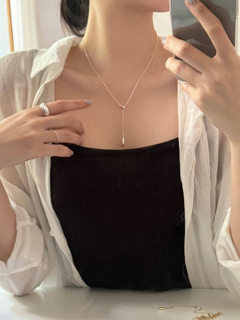 Blingmoon（ブリングムーン）の「Water drop line slide necklace choker / 2 colors / two-way simple drop wedding guest look long necklace（Accessories）」
