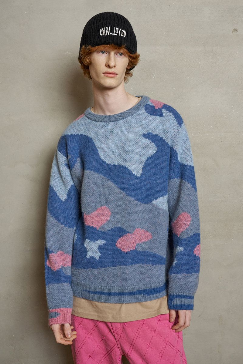 BRUSHED CAMO KNIT