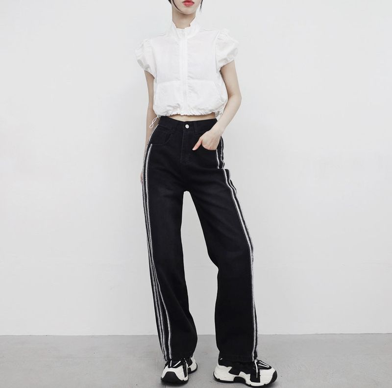 Amuah Crop String Half Zip-Up