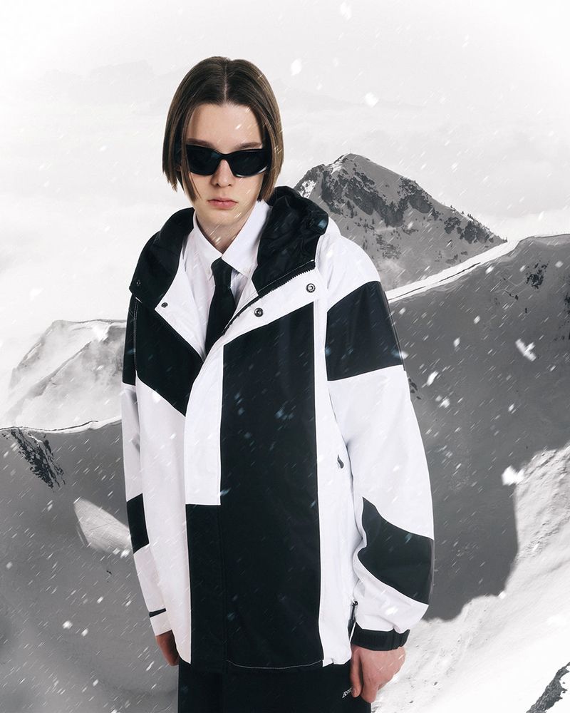 BSRABBIT(ビエスラビット)の「CHAOTIC INCISION HOODED JACKET(Jackets/Outerwear)」