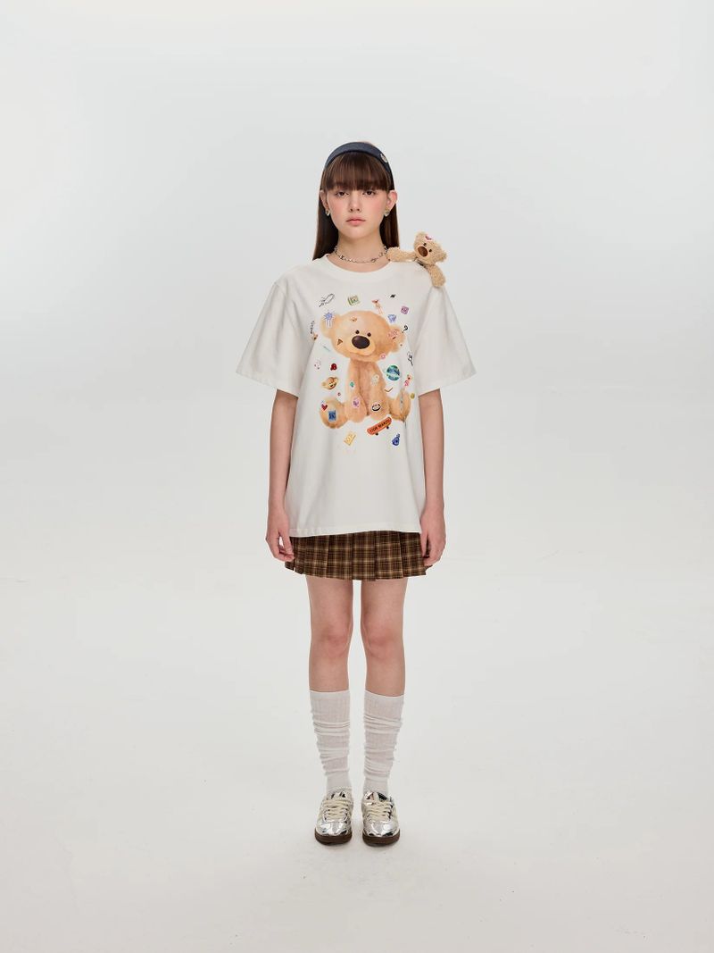 13DE MARZO(トレセ・デ・マルゾ)の「13DE MARZO Bear Stickers T-Shirt(Tops)」