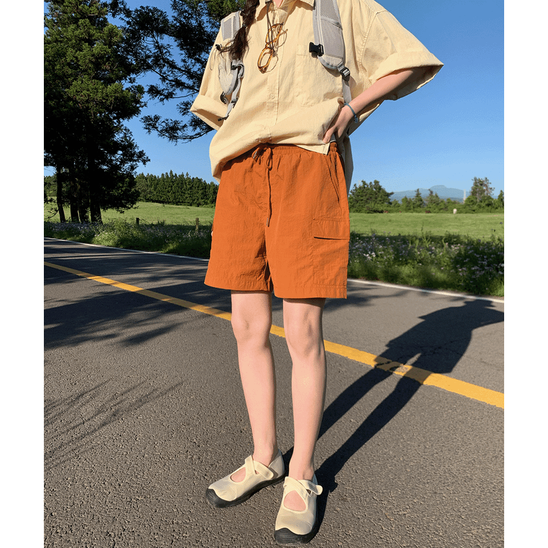 mirinaero(ミリネロ)の「Funny nylon cargo pants(Pants)」
