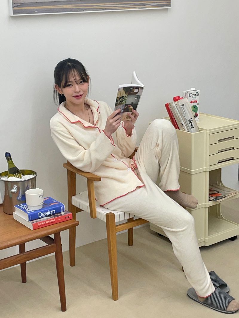 Dial pajamas