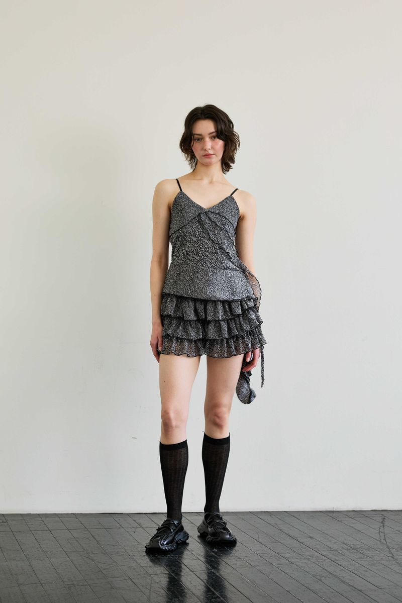 LEOPARD FRILL SLEEVELESS TOP / GRAY