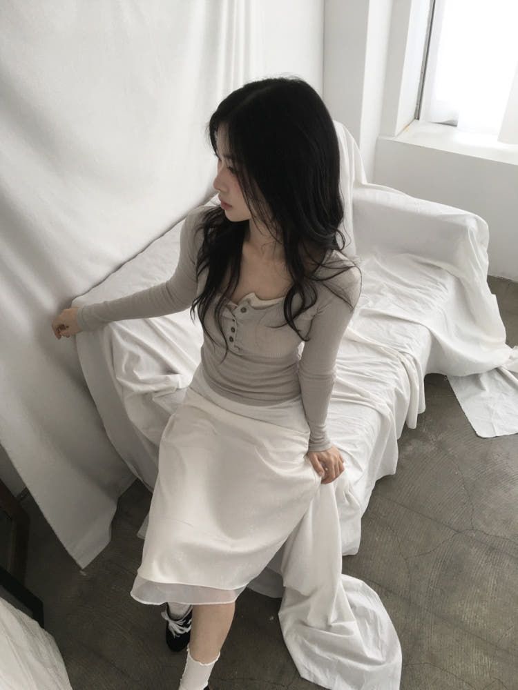 Flower Satin Midi skirt