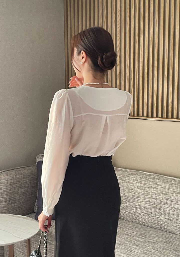 Marron Volume Ribbon Puff Blouse