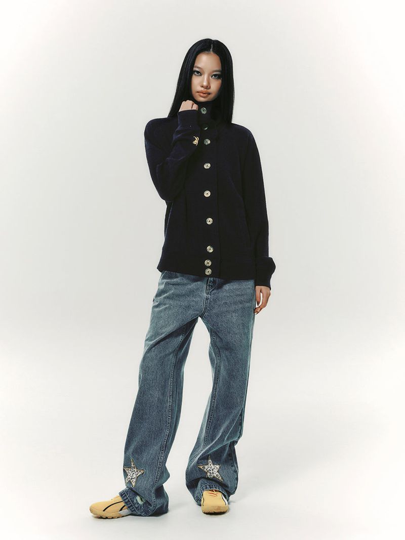 STAR APLIQUE DENIM PANTS LIGHT BLUE