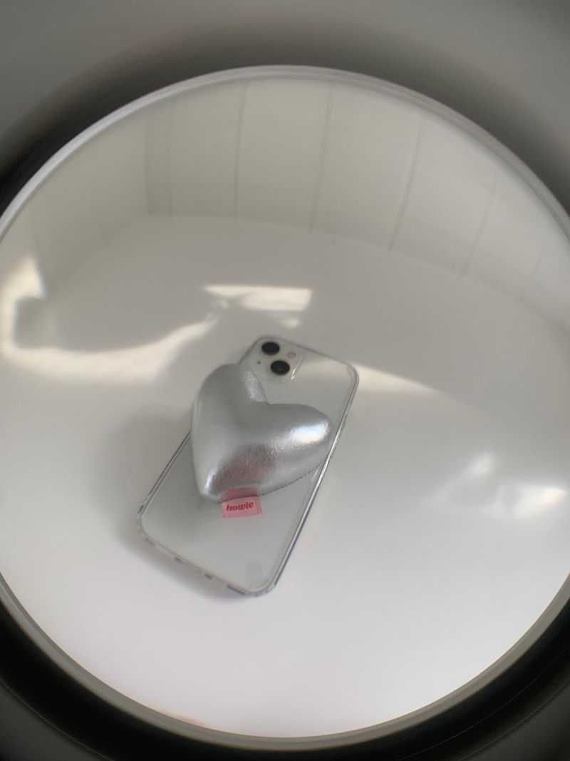 howie(ハウイ)の「sewing griptok_silver(Smartphone Accessories)」
