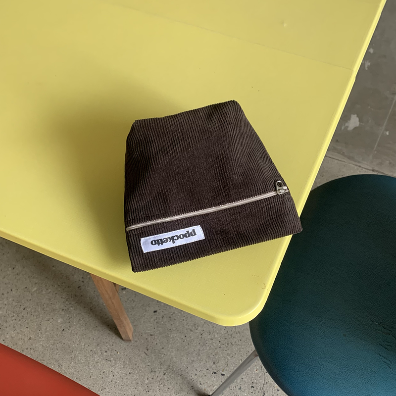 ppocketto(ポケット)の「ppocketto basic pouch - brown(Smartphone Accessories)」