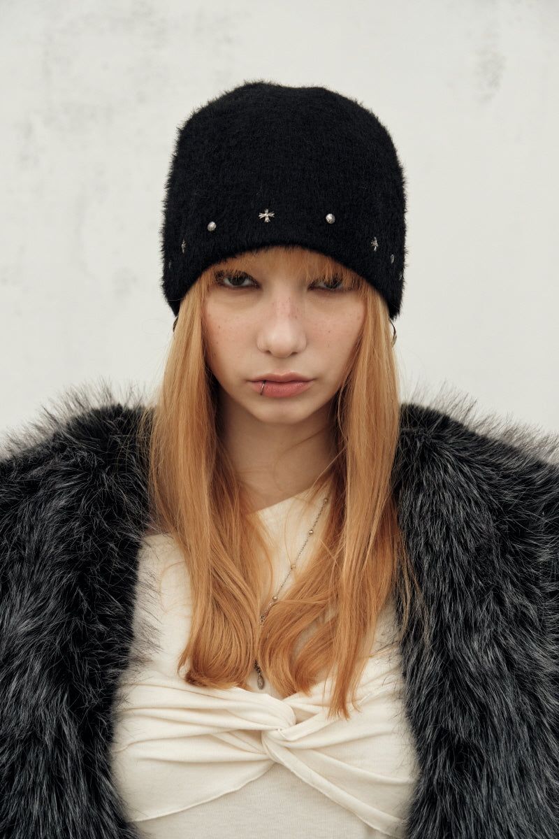 ey cr beanie (black)
