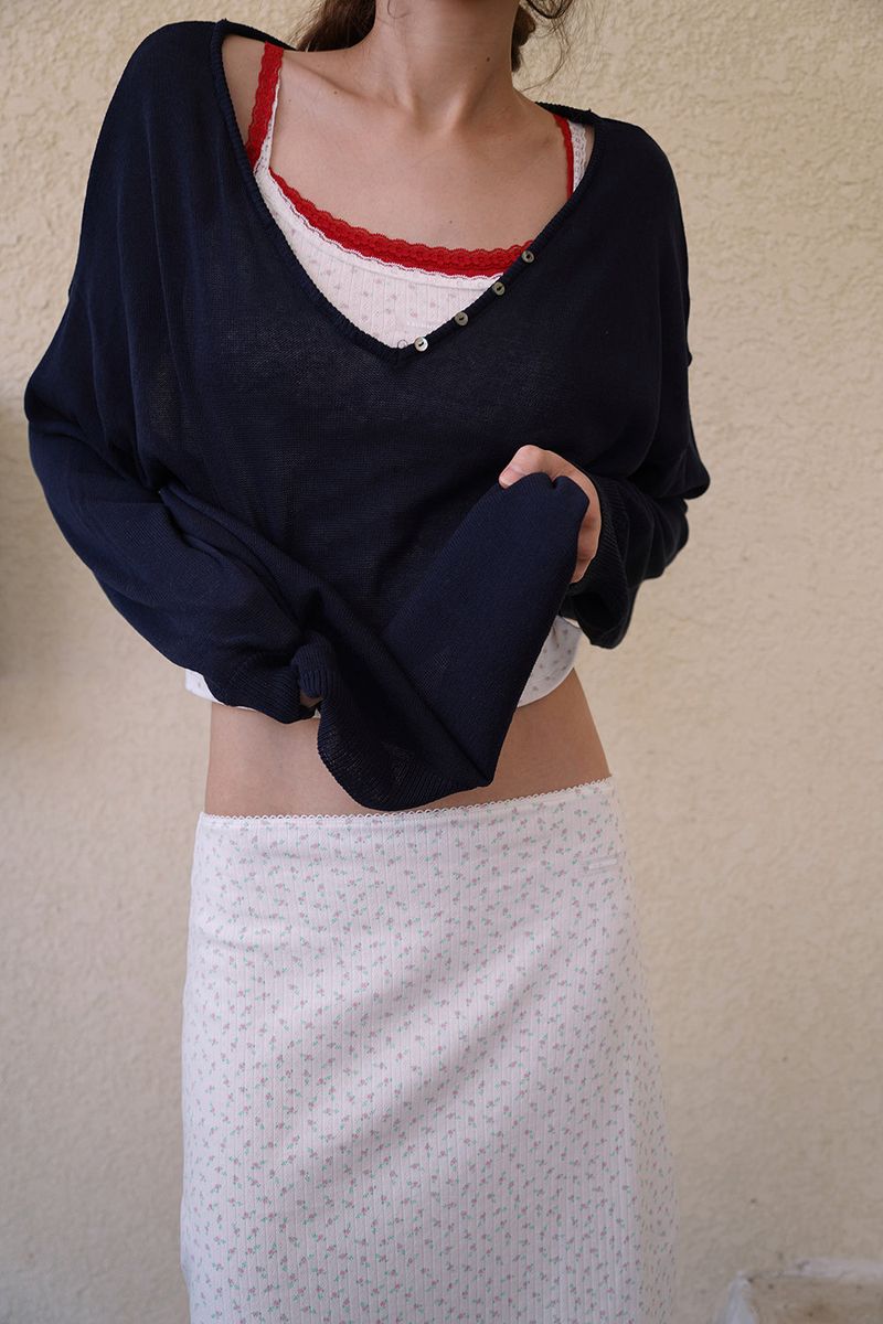 Button v-neck knit_navy