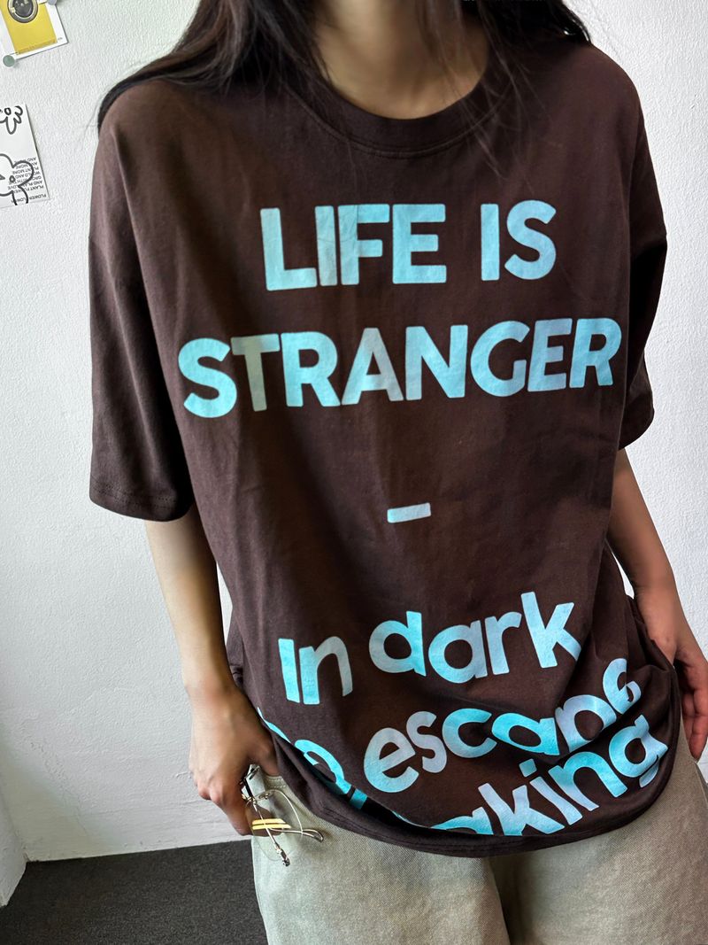 CCORTTI（コルッティ）の「オディレターグラフィックオーバーサイズTシャツ 4カラー（トップス）」