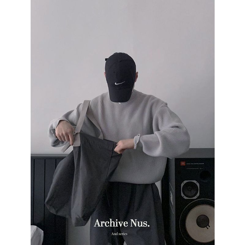 Nus. Signature Heavy Knit