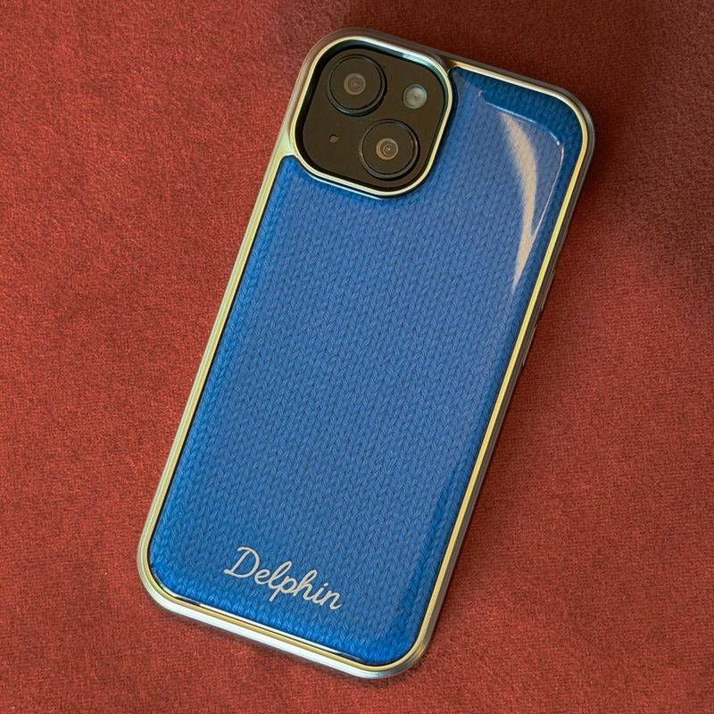 DELPHIN(デルフィン)の「EMBROIDERY KNIT EPOXY CASE_BLUE(Smartphone Accessories)」