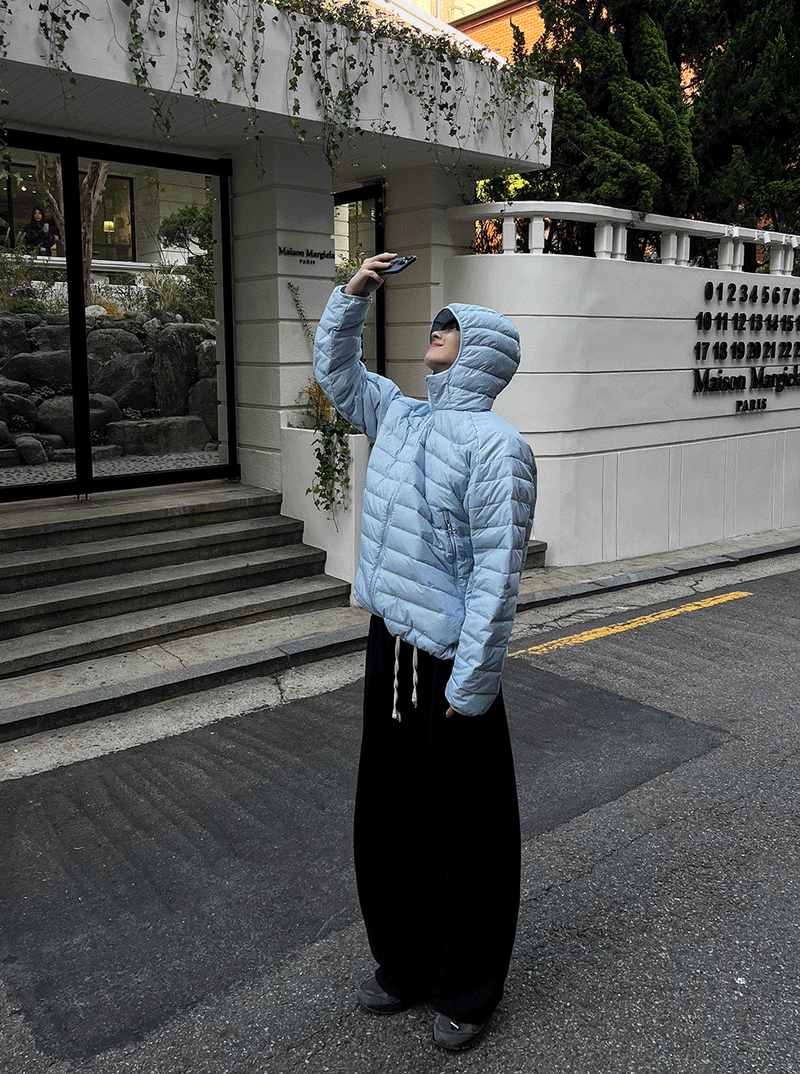 COSYHARU(コシハル)の「Deep pocktuck pants (both wide and jogger)(Pants)」