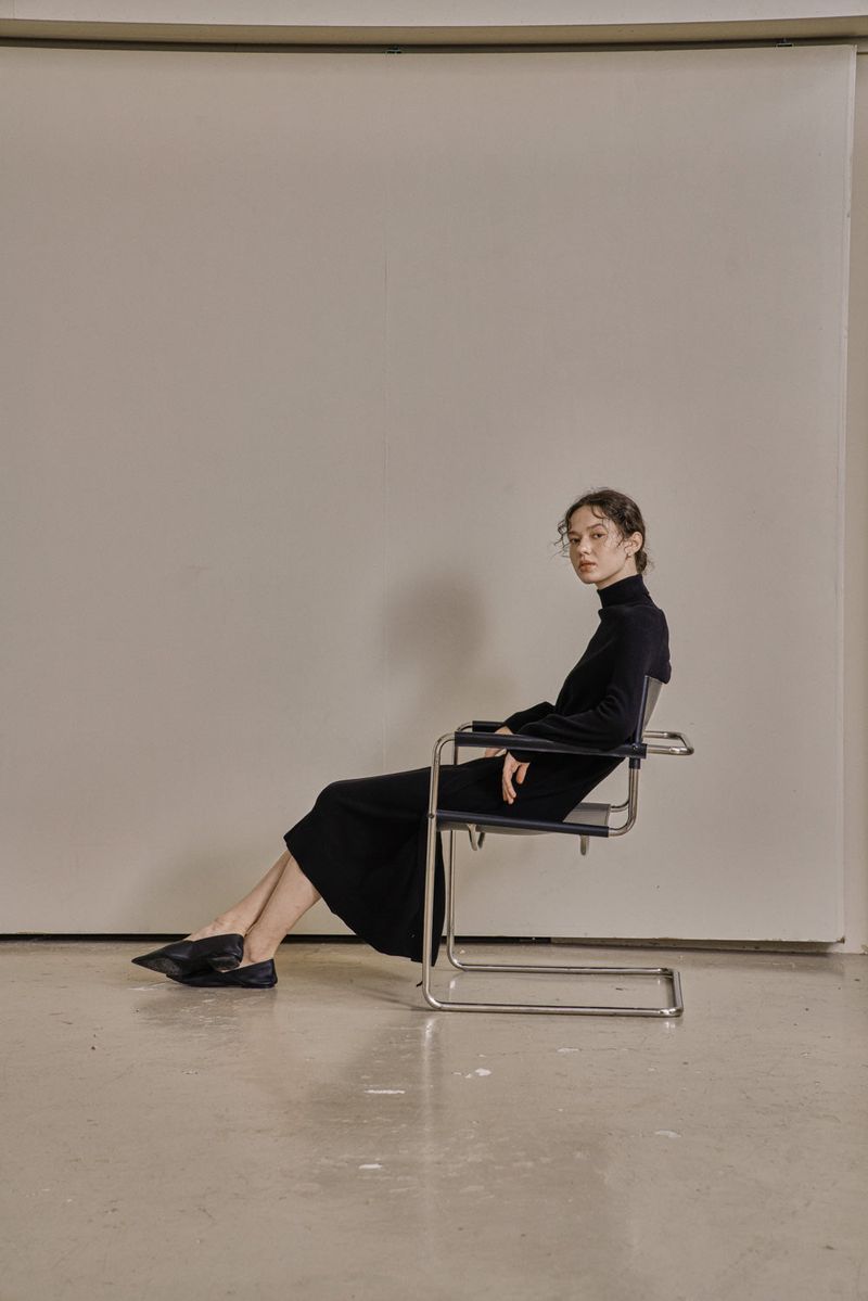 UNBALANCED KNIT DRESS_BLACK