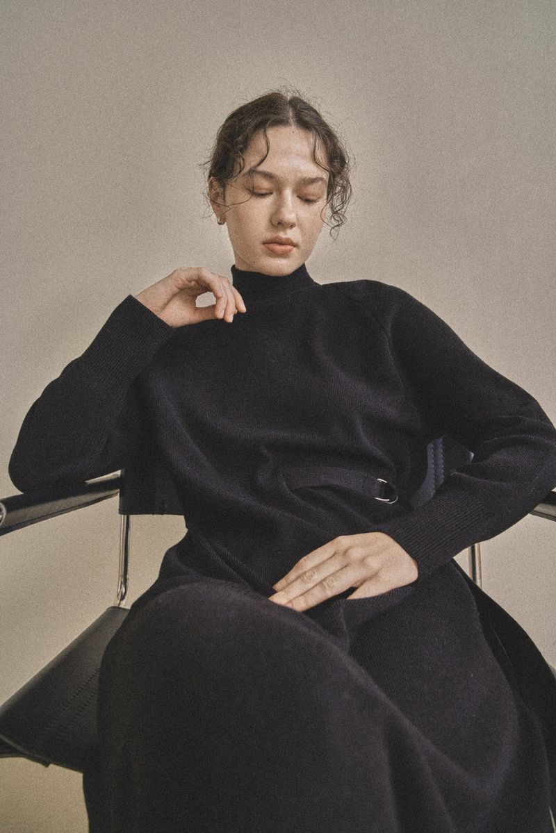 UNBALANCED KNIT DRESS_BLACK