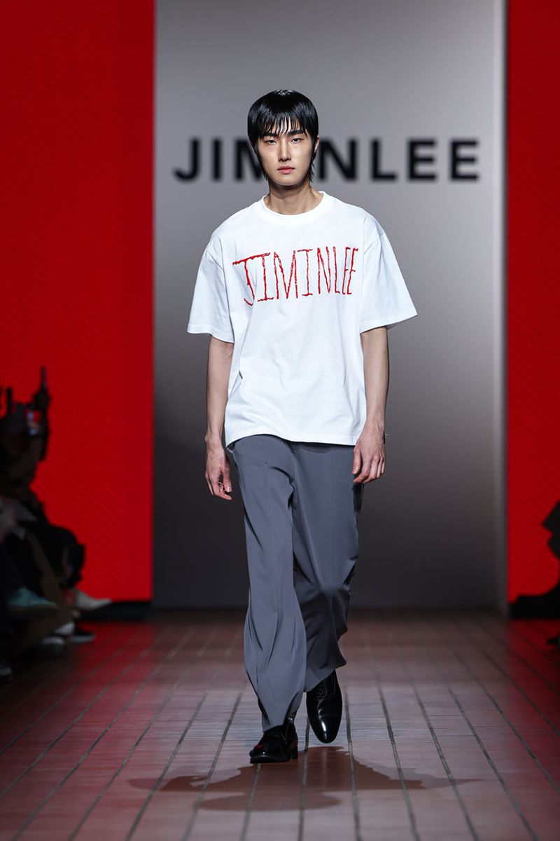JIMINLEE(ジミンリ)の「SIGNATURE LOGO DRAWING T-SHIRT WHITE(Tops)」