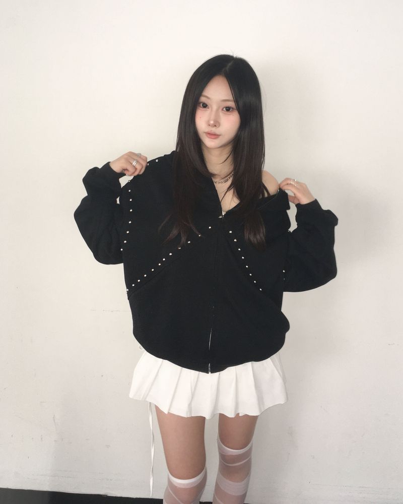 diagonal stud hood jumper