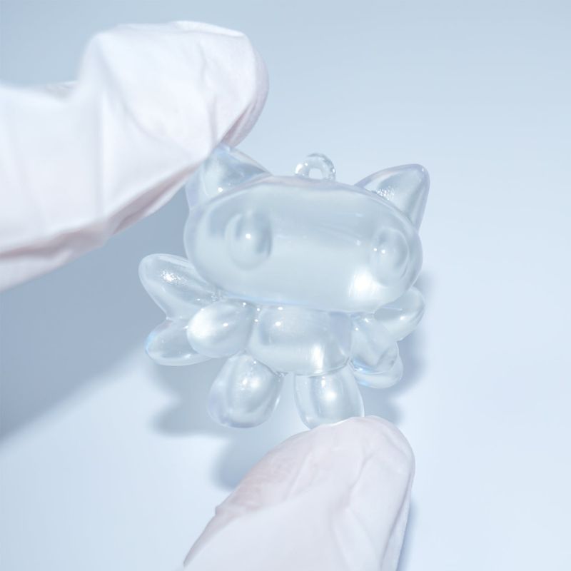 [MADE] Ice Cat Keyring