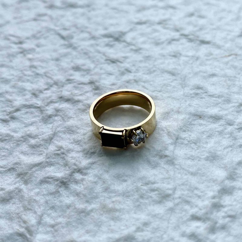 Asymmetric Gem Ring