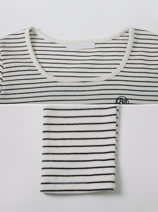 Border Square Embroidery T-shirt (4color)