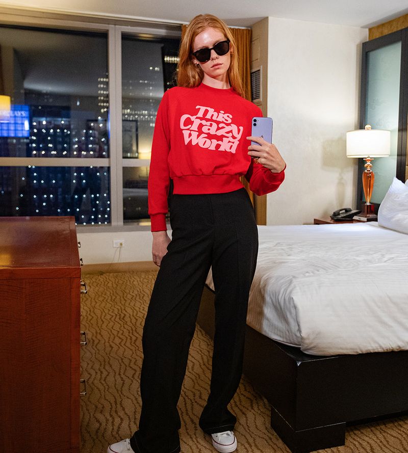 wonder visitor（ワンダービジター）の「TCW crop sweatshirt（Tops）」