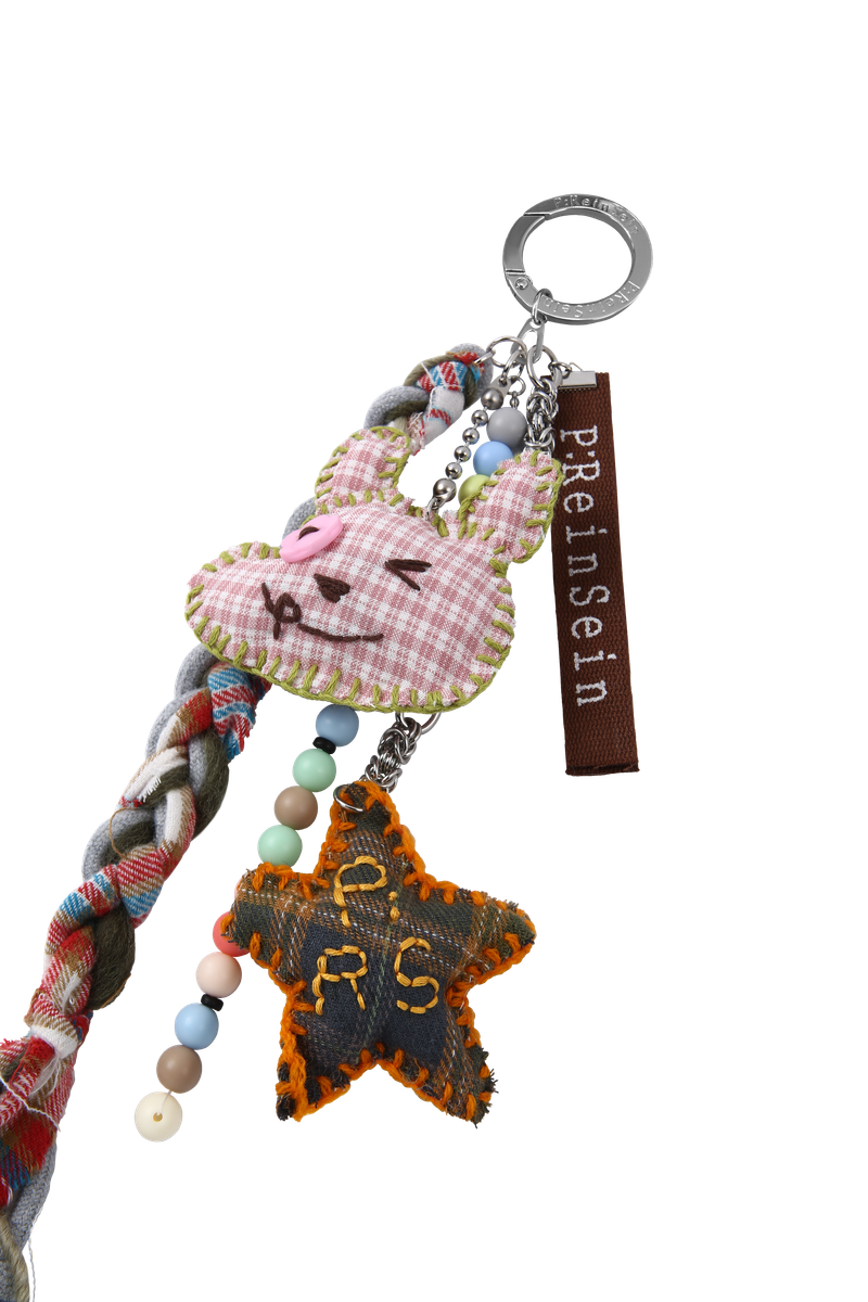 Vintage meommeo-i star quilted key ring