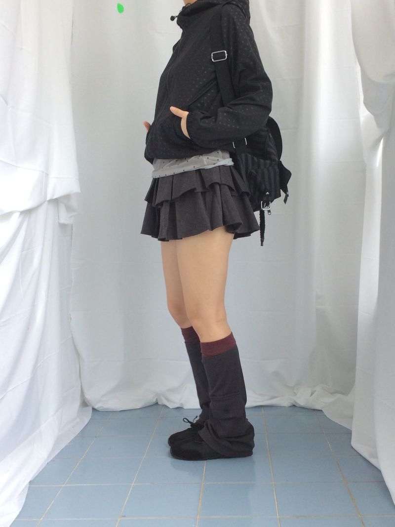 double frill pleated skirt