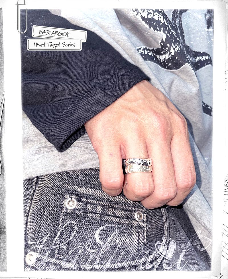 HEART TARGET WAVE RING