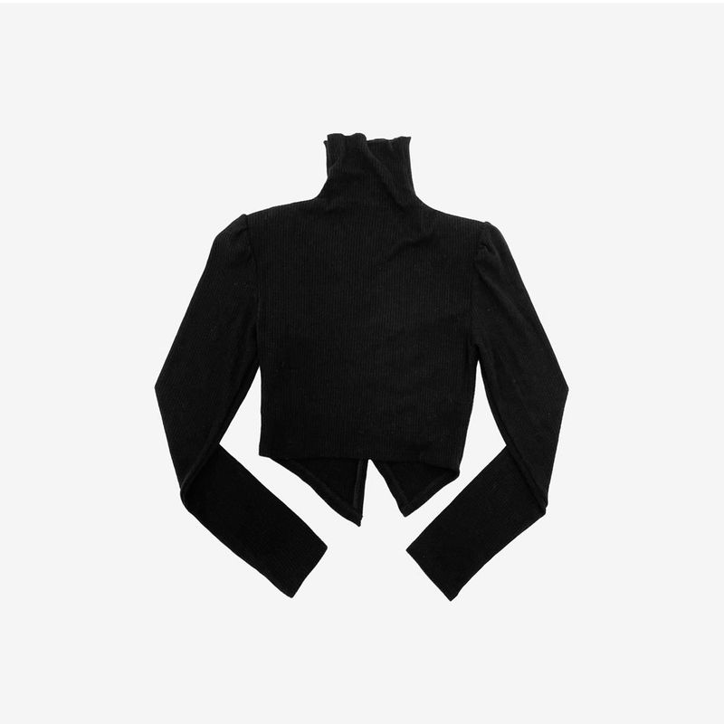 Seri's zip-turtleneck knitwear