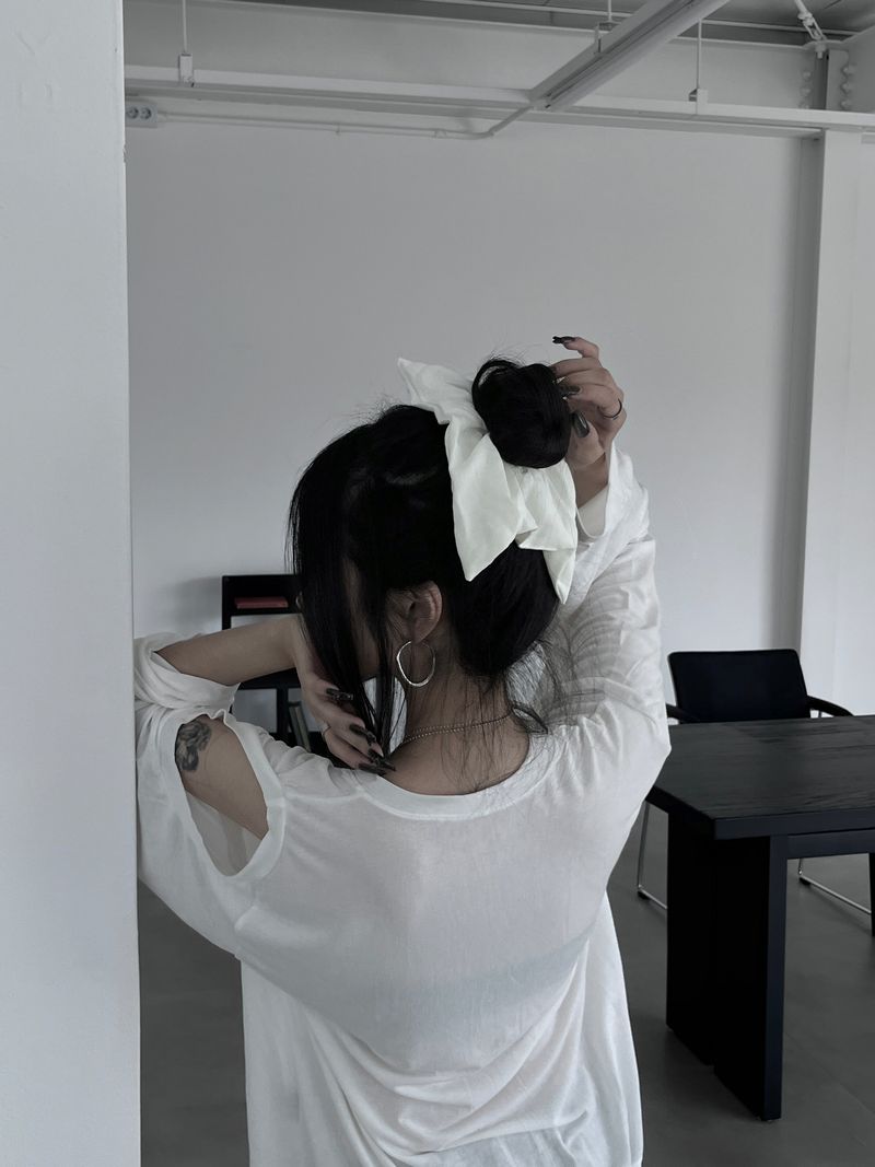 flowy ribbon hair scrunchie (2color)
