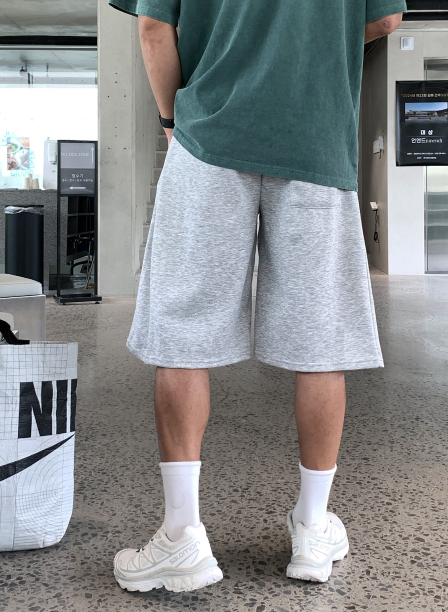 Glife Sidetuck Bermuda Banding Shorts