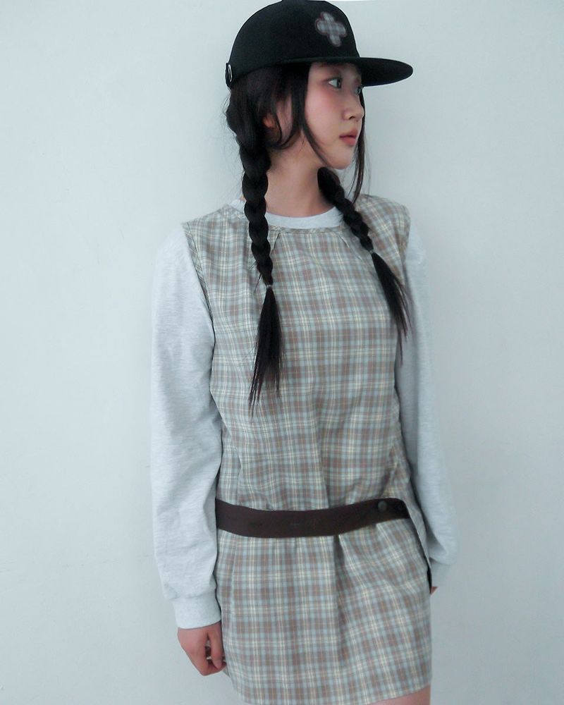 check button dress / brown