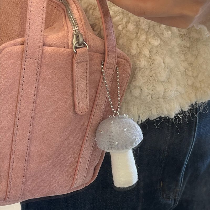 [soft keyring] shining mushroom (grey)