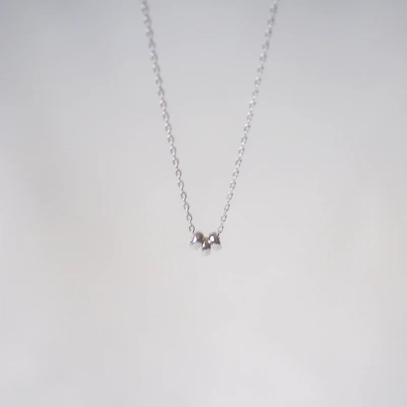 éclater（エクラテ）の「ミニフープネックレス（アクセサリー）」