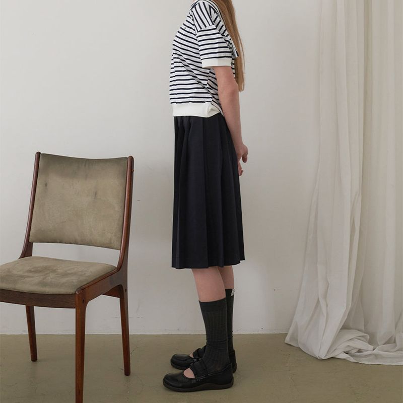 Classic Soft Pleats Skirt_Black