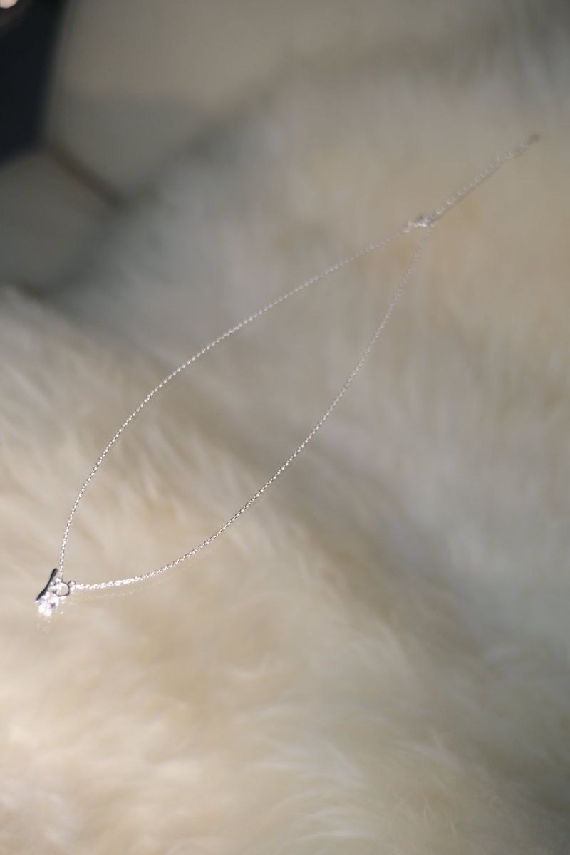 GLITTER STICK NECKLACE