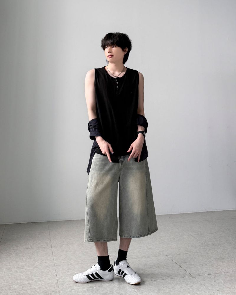 Luden Henley-Neck Sleeveless