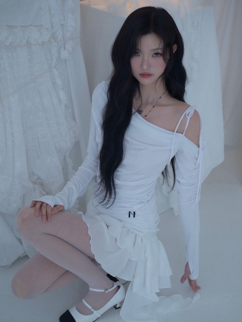 Cats Draping One-Shoulder Top