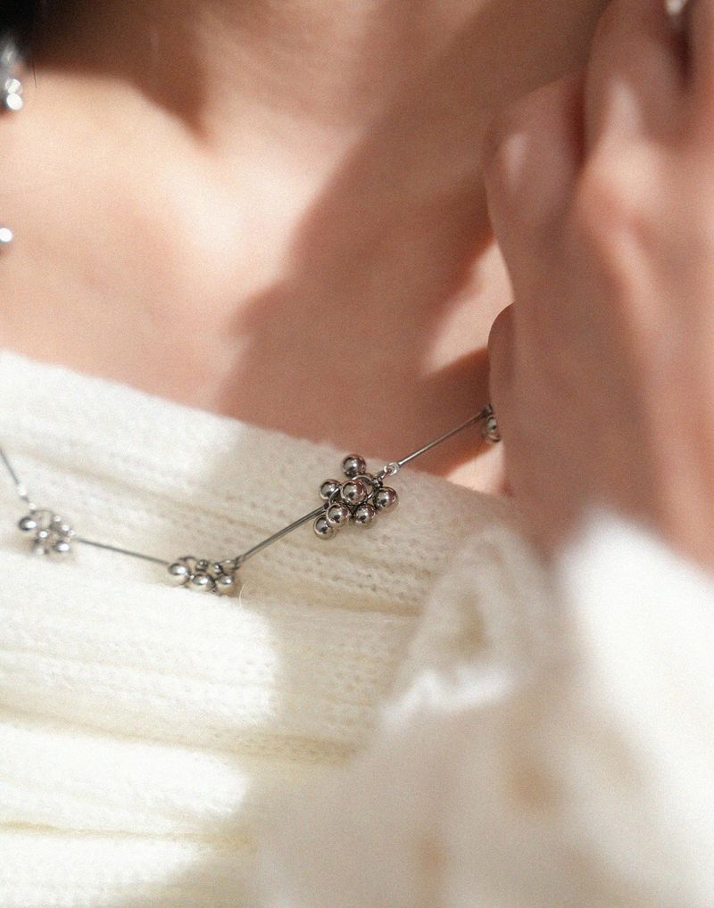 Snowberry Link Necklace