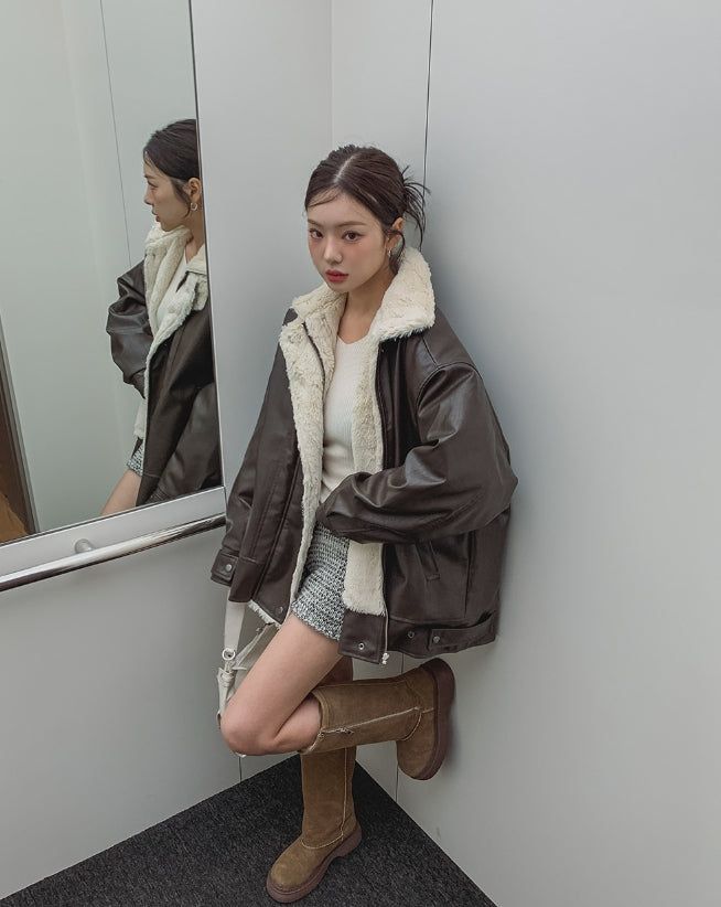 [Mink lining] Catch leather high neck half coat